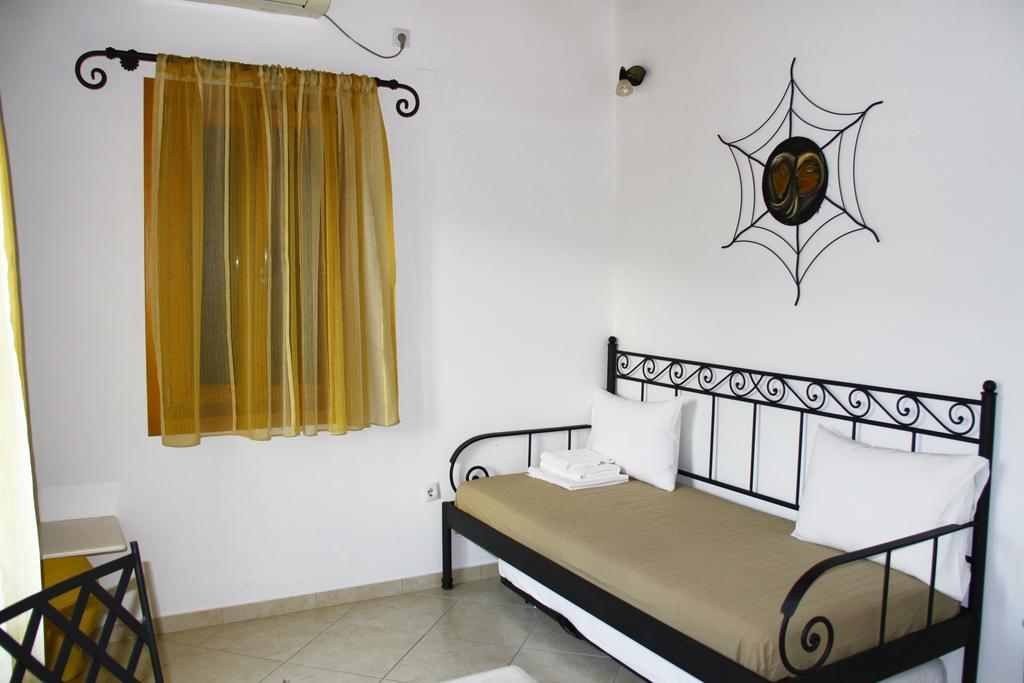Alisachni Appartement Livadi  Buitenkant foto